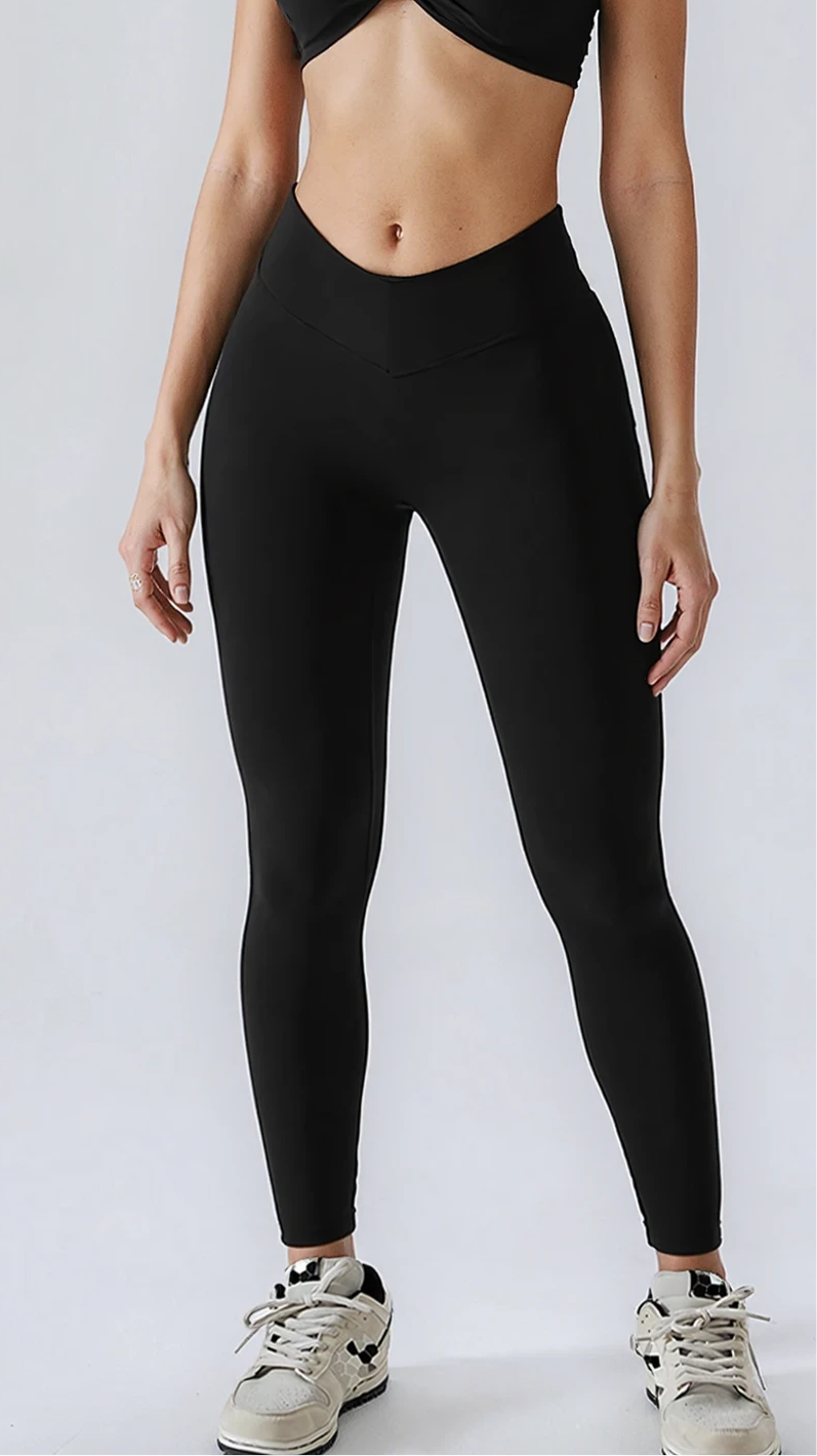 Luna Olivia Legging with Scrunch | Black