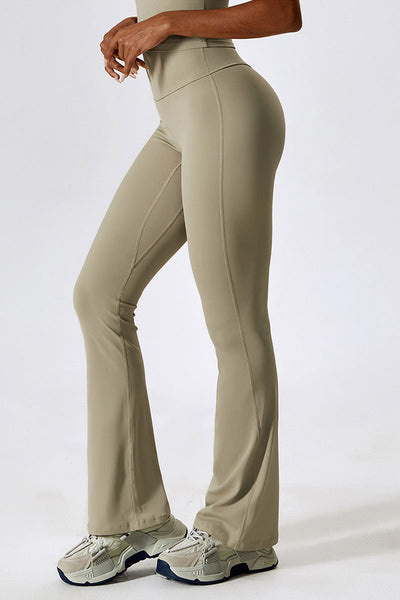 Sofia Flared Legging with Scrunch | Vanilla