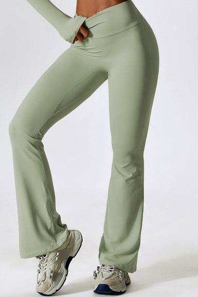 Sofia Flared Legging with Scrunch | Vanilla