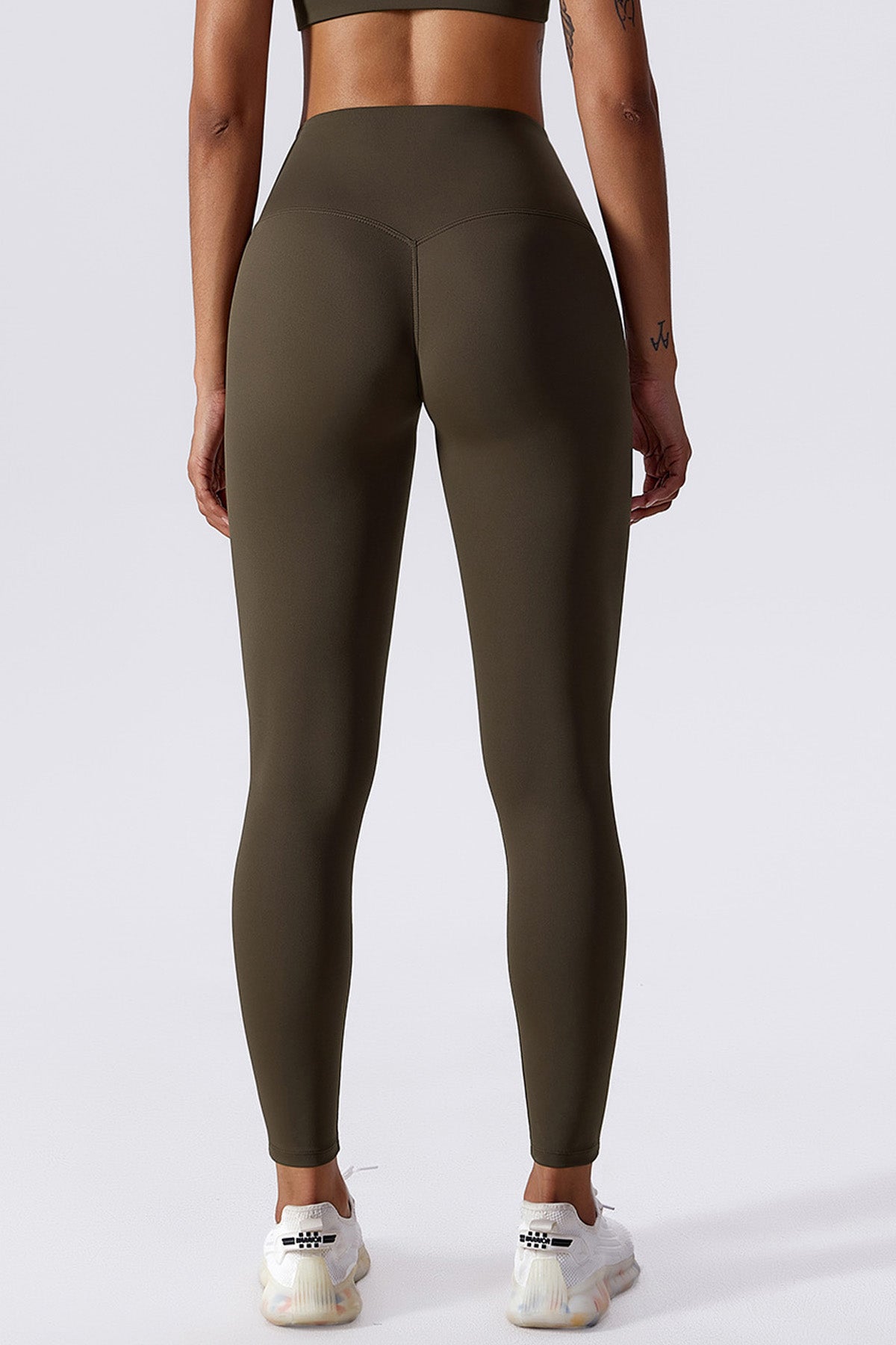 Livia Legging with Scrunch | Black