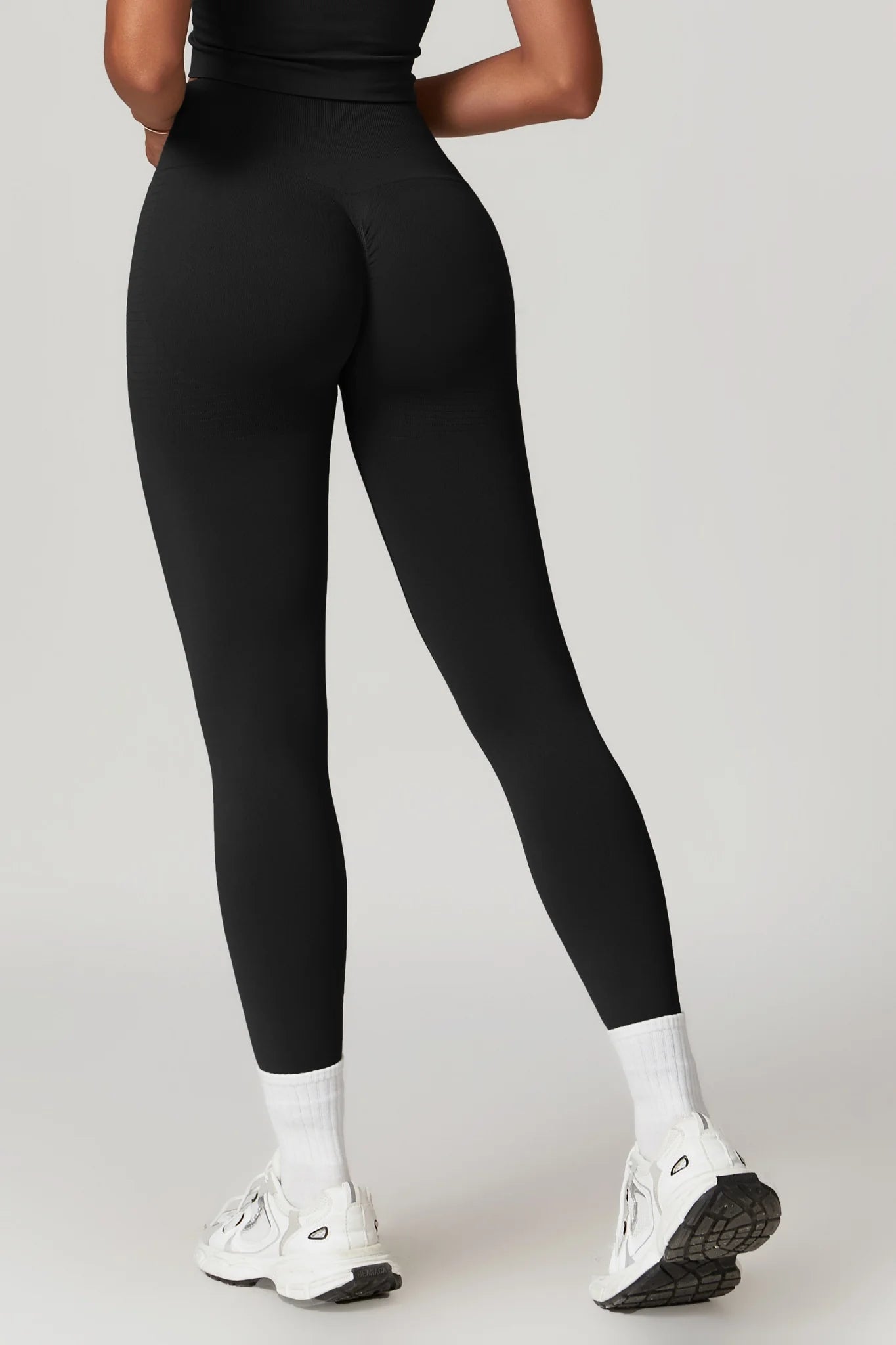 Anthea Legging with Scrunch | Black