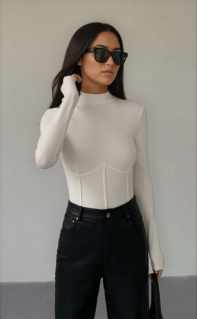 Eowyn Long Sleeve top | Black